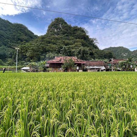 Nung An Homestay Quang Uyen Экстерьер фото